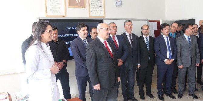 Öğrencilere Ağız Ve Diş Sağlığı Taraması