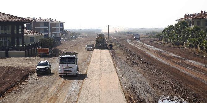 Döşemealtı Belediyesi’nden 32 Ayda 400 Kilometre Yeni Yol