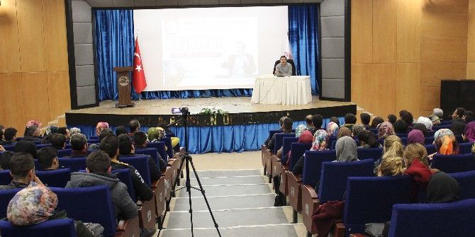 Mşü’de ’Başkanlık Sistemi’ Semineri