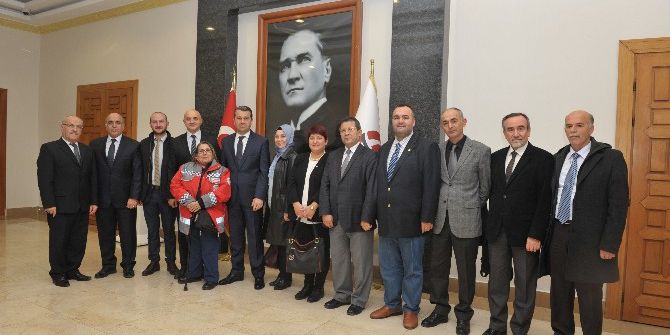 Vali Çelik: “Kültürümüzü Gelecek Nesillere Aktarmalıyız”