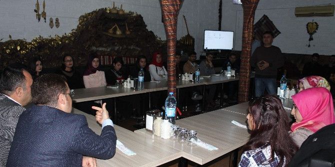 Polis Ekipleri Üniversite Öğrencileriyle Bir Araya Geldi