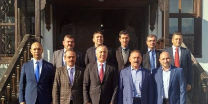 Sağlık-sen Başkanı Öz, İl Sağlık Müdürünü Ziyaret Etti