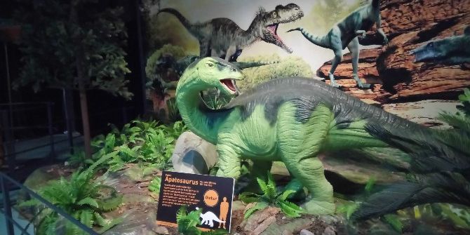 Miniklerin ‘Dinozor’ Aşkı