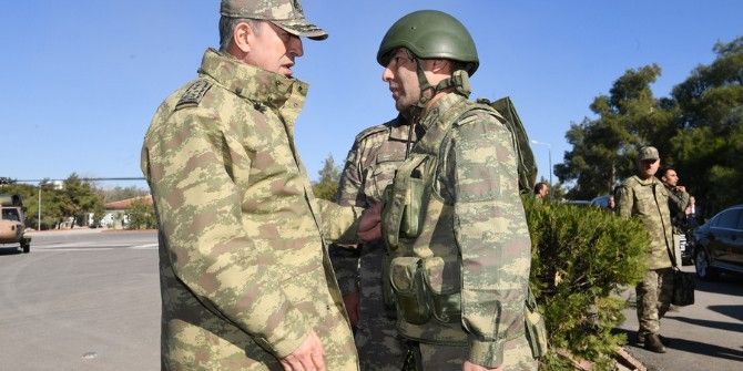 Genelkurmay Başkanı Akar Suriye Sınırında İncelemelerde Bulundu
