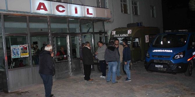 24 İşçi Yemekten Zehirlendi