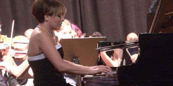 Ünlü Piyanist Rüya Taner’den Unutulmaz Dinleti