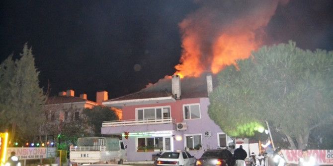 Ayvalık’ta Pansiyonda Yangın Paniği...