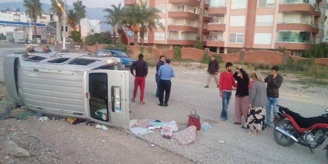 Antalya’da Trafik Kazası: 4 Yaralı