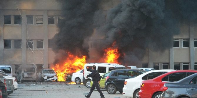 Adana Valiliği Önünde Patlama: Çok Sayıda Yaralı Var