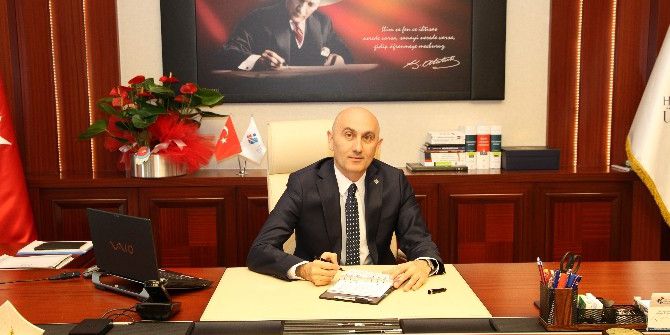 Rektör Yılmaz’dan 24 Kasım Öğretmenler Günü Mesajı