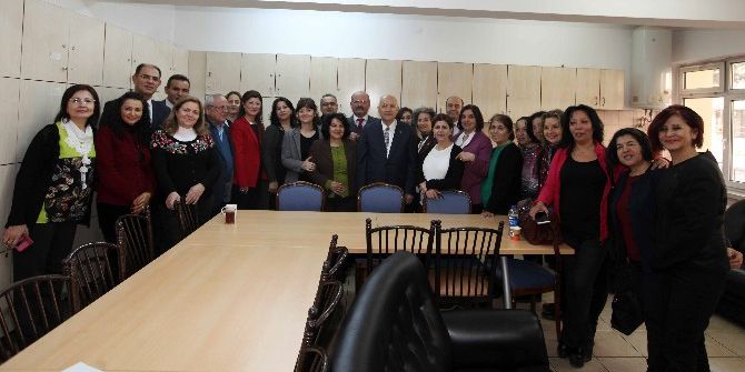 Yenimahalle Belediye Başkanı Yaşar Öğretmenlerle Buluştu