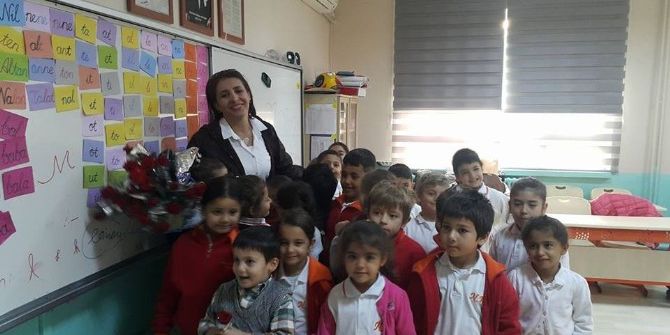 Aliağa Ve Çeşme’de Öğretmenler Günü Kutlandı