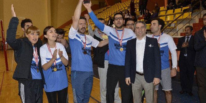 24 Kasım Öğretmenler Günü Turnuvaları Sona Erdi