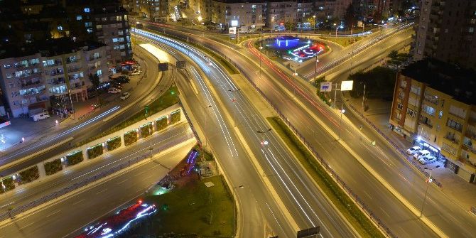 Büyükşehir Belediyesi, Kentin Ulaşım Sorunlarını Çözmeye Devam Ediyor