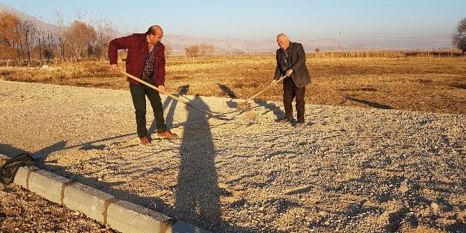 Sultan Sazlığı’na Yeni Kamelyalar Yapılıyor
