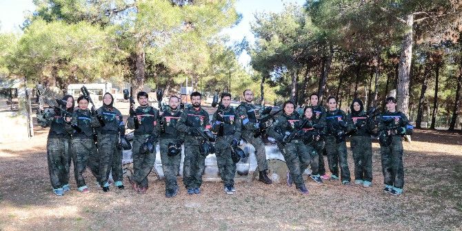 Öğretmenler, Paintball Oynayarak Stres Attı