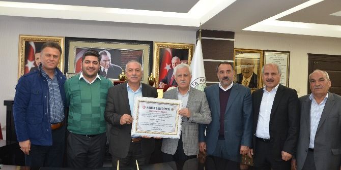 İş Adamı Muzaffer Alkan’a Fahri Hemşehrilik Beraatı