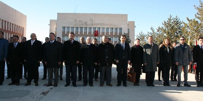 Pasinler’de Öğretmenler Günü Kutlandı