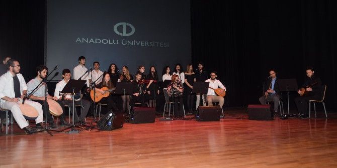 Anadolu Üniversitesi Eğitim Fakültesi Öğretmenler Gününü Kutladı