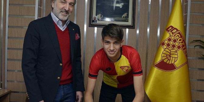 Göztepe, 16 Yaşındaki Kaleciyi Profesyonel Yaptı