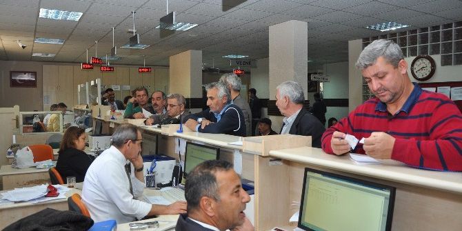 Toroslar’da Vezneler Hafta Sonu Da Açık