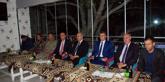 Vali Abdullah Erin Gençlerle Buluştu