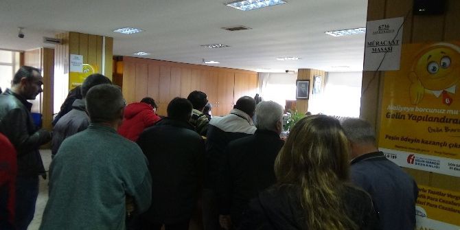 Borçlular Vergi Dairesine Akın Ediyor