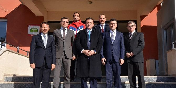 Başkan Bakıcı Öğretmenleri Ziyaret Etti