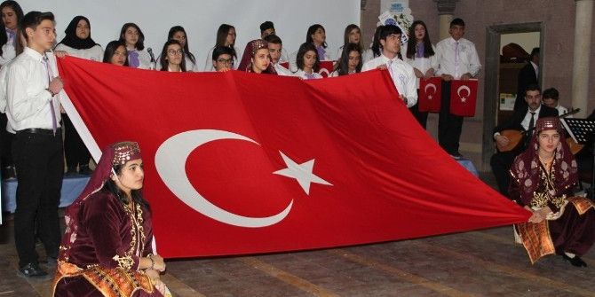 Nevşehir’de Öğretmenler Günü Kutlandı