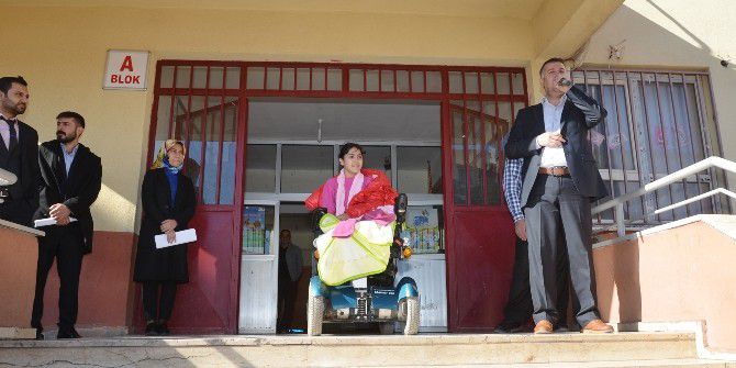 Öğretmenlerinden Engelli Öğrenciye ’Akü’ Takviyesi