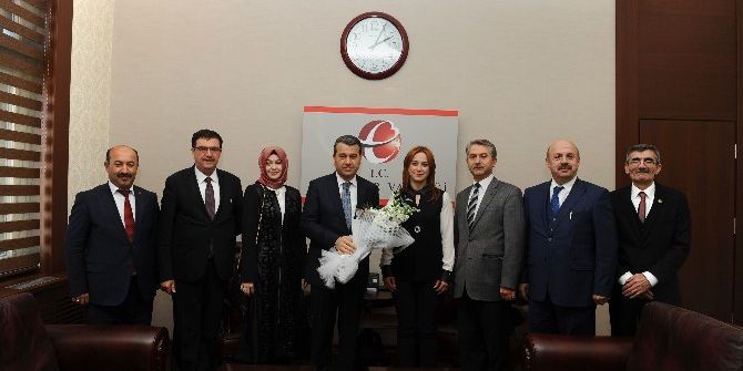 Öğretmenler, Vali Azmi Çelik’i Ziyaret Etti