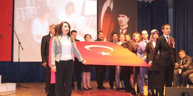 19 Öğretmen Mesleğe Adım Attı