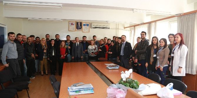 Tahmazoğlu Öğretmenler Gününü Mezun Olduğu Okullarda Kutladı