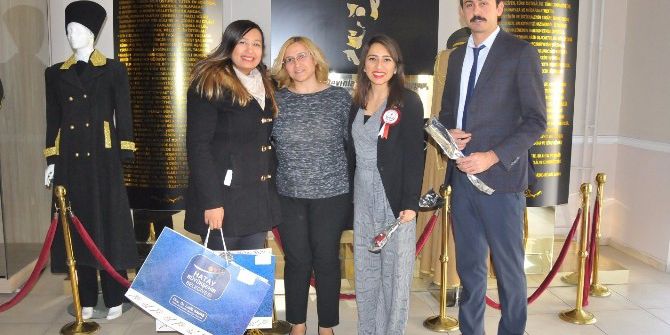 Belediye Personellerinden Öğretmenlere 24 Kasım Ziyareti