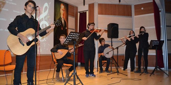 Eal’de Öğretmenler Günü Kutlandı