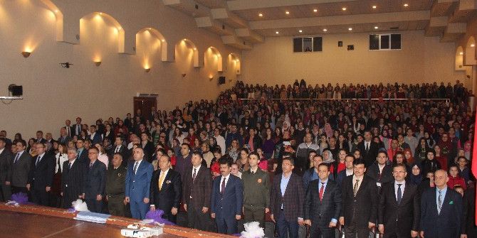 Çarşamba’da Öğretmenler Günü Kutlaması