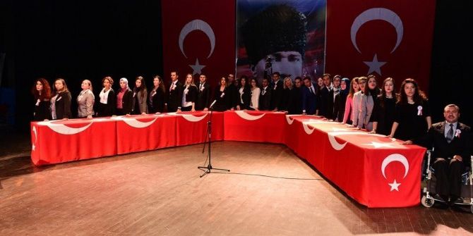 Uşak’ta 24 Kasım Öğretmenler Günü