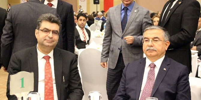 Milli Eğitim Bakanı Yılmaz Öğretmenlerle Bir Araya Geldi