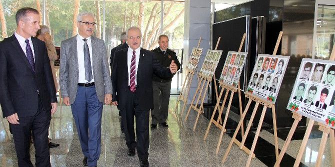 Üniversite’den Anlamlı Sergi