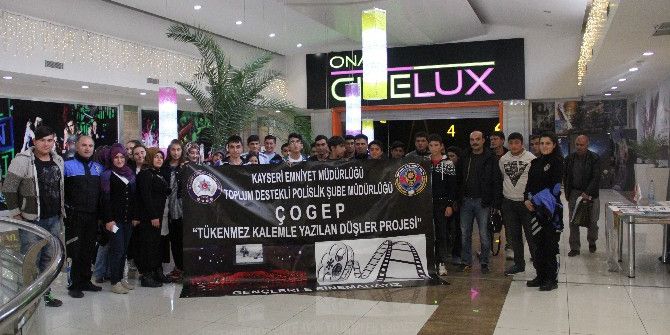 Tdp Şube Müdürlüğü Bin 500 Öğrenciyi Sinemaya Götürecek