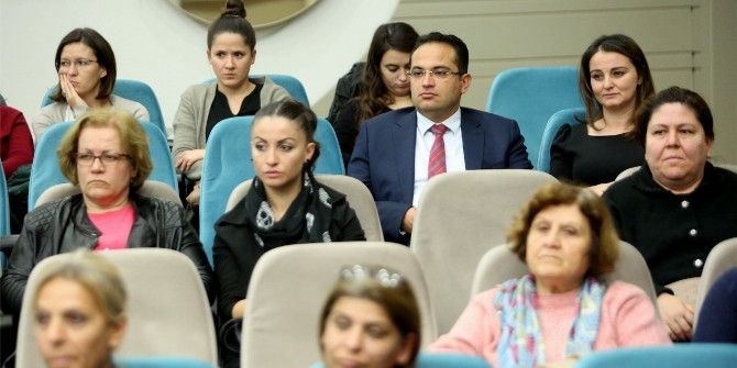 Kadına Yönelik Şiddetle Mücadele Bornova’da Tartışıldı