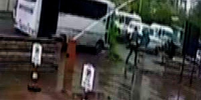 Şehir Magandası, Engelli Genci Sokak Ortasında Tekme Tokat Dövdü