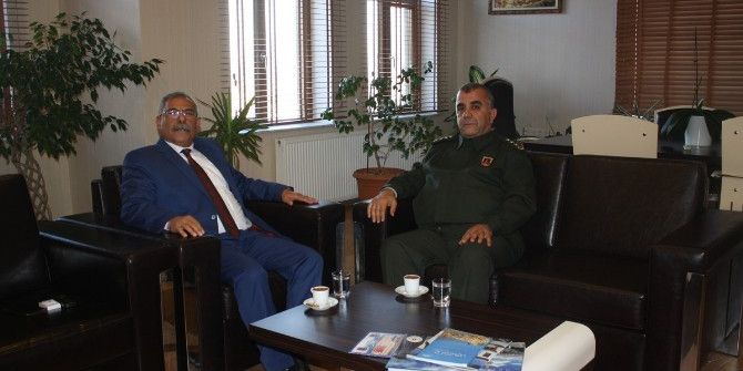 İl Jandarma Komutanı Akça’dan, Başkan Karaaslan’a İade-i Ziyaret