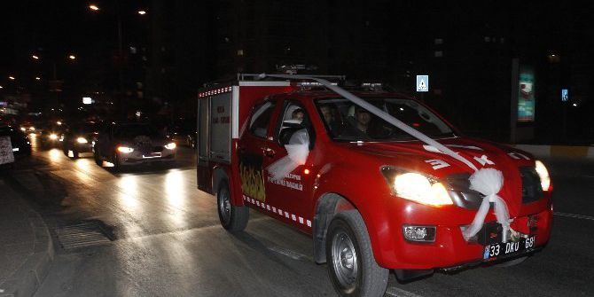 İtfaiye Aracını Gelin Arabasına Çevirdiler