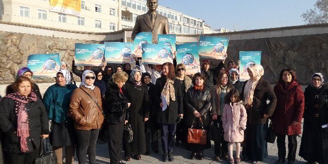 Ak Parti Kadın Kolları Başkanı Sevilay İlkertapan: