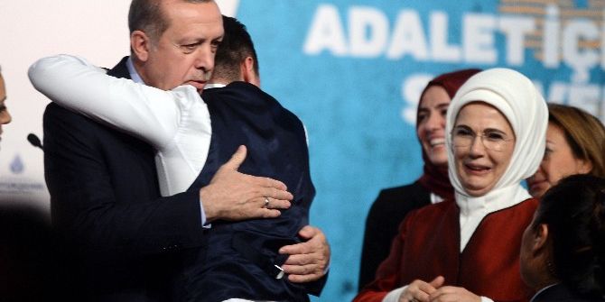 Cumhurbaşkanı Erdoğan’a Bir Gençten Sevgi Gösterisi