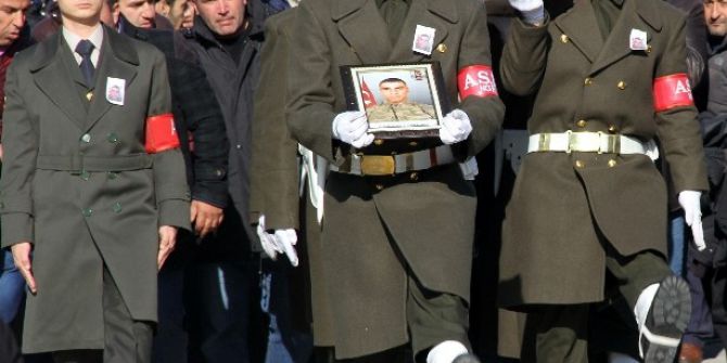 Erzurum’da Binler, Şehidini Son Yolculuğuna Uğurladı