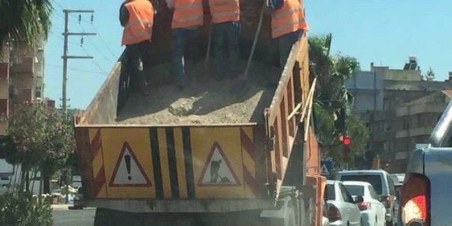 Milas’ta İşçiler Tehlikeye Aldırmadı