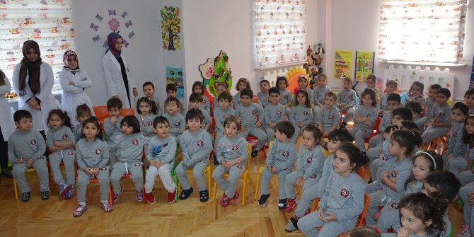 Medova’dan Çocuklara Diş Sağlığı Eğitimi