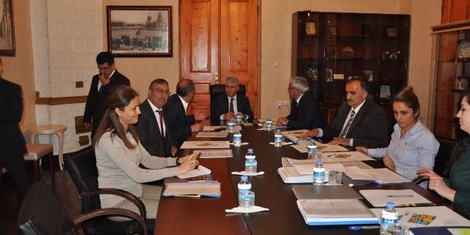 Kars Valisi Rahmi Doğan, İşadamlarıyla Buluştu